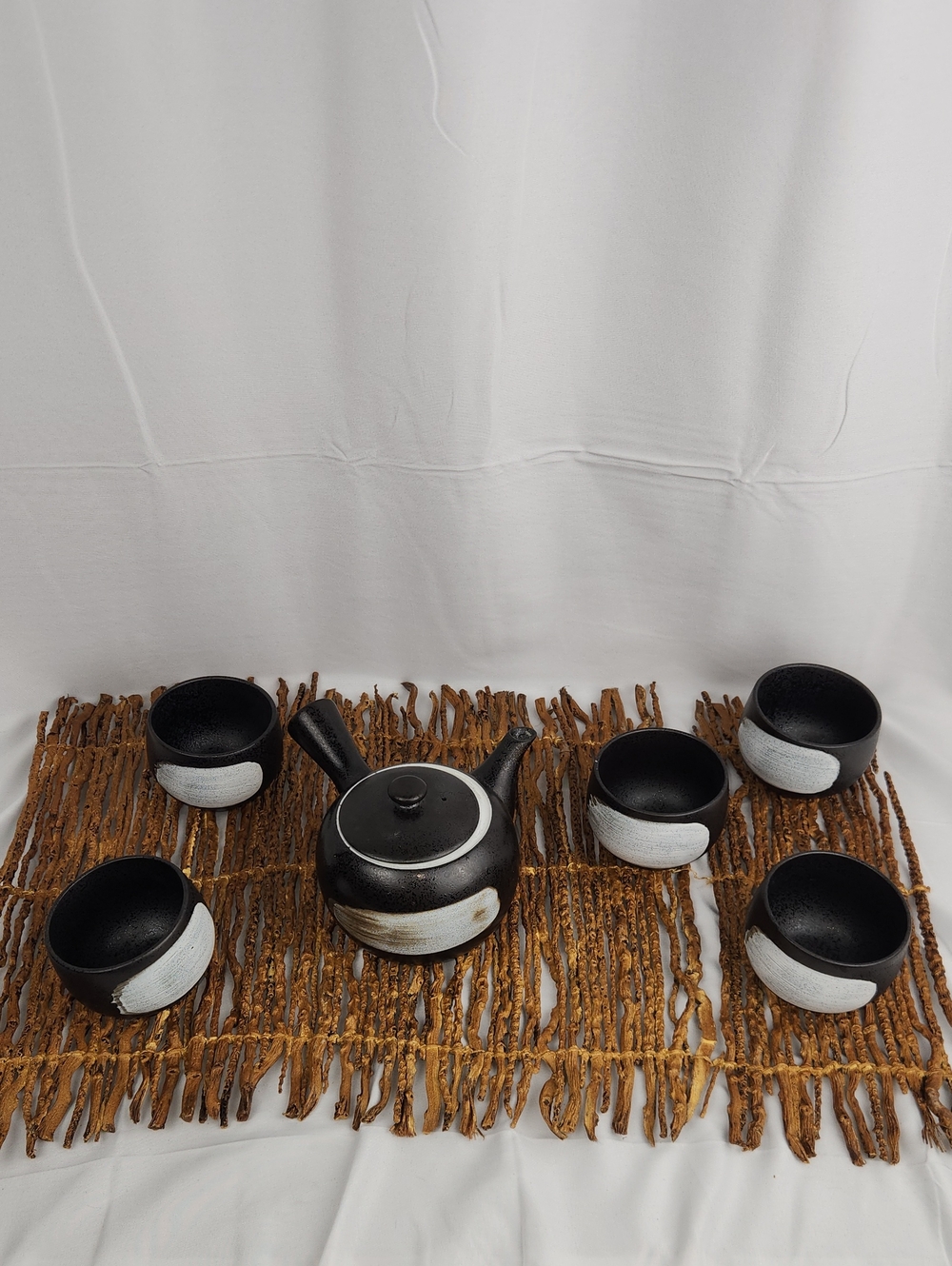 New Unused Contemporary Matte Black Japanese Kyusu Tea Pot + 5 Tea Cups